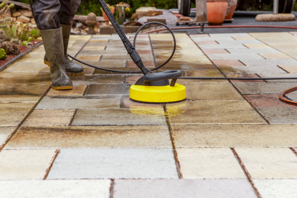 Best Driveway Pressure Washing  in Brackenridge, PA